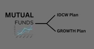 What is the difference between IDCW and growth plan